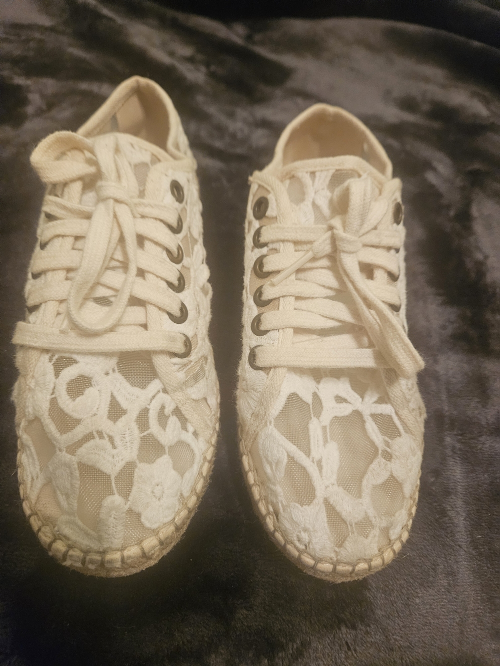 Toms Women's Cream Lace Espadrille Sneakers
